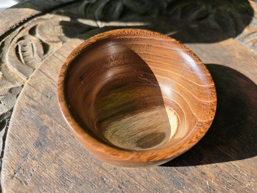 Wooden jewellery dish
