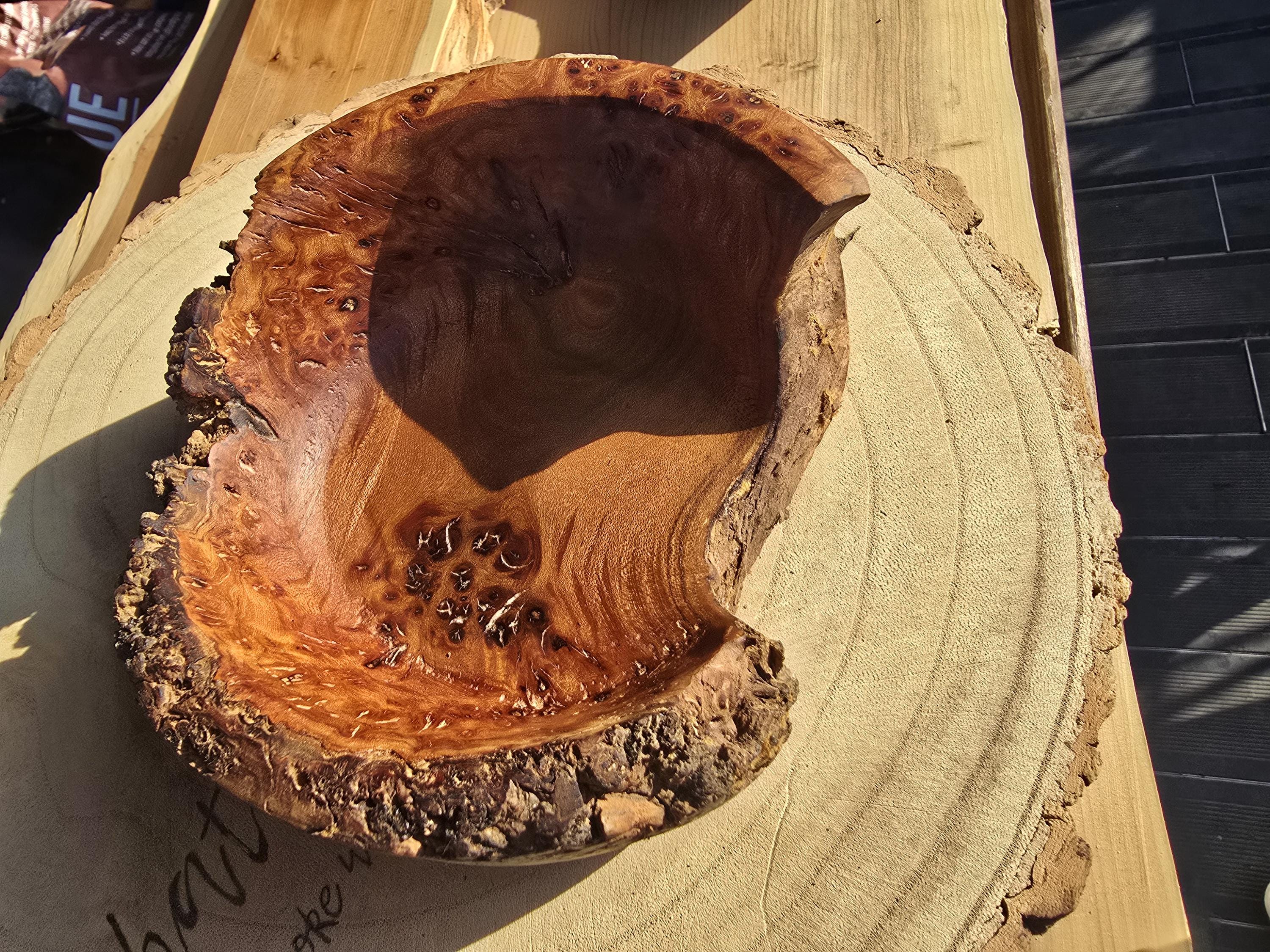 Burr elm bowl